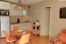 Apartment in Sainte-Maxime - APPARTEMENT LE TOURNESOL