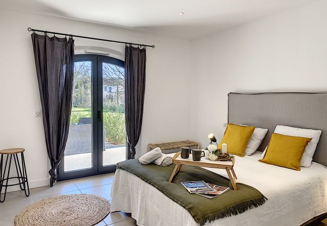 Apartment in Grimaud - L'ESCAL Apartment in Grimaud - L'ESCAL