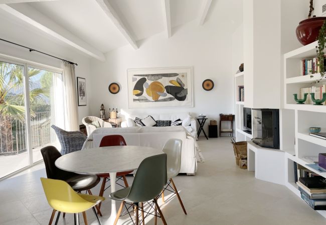 Villa in Le Plan-de-la-Tour - VILLA LA VERMENTINE AVEC PISCINE PRIVÉE DANS HAMEA Villa in Le Plan-de-la-Tour - VILLA LA VERMENTINE AVEC PISCINE PRIVÉE DANS HAMEA