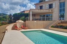 Villa in Sainte-Maxime - VILLA LEI MAGNOTIS AVEC VUE SUR GOLF