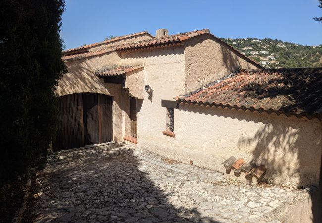 Villa in Roquebrune-sur-Argens - Villa avec vue mer au calme- Le Roitelet Villa in Roquebrune-sur-Argens - Villa avec vue mer au calme- Le Roitelet