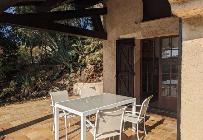 Villa in Roquebrune-sur-Argens - Villa avec vue mer au calme- Le Roitelet Villa in Roquebrune-sur-Argens - Villa avec vue mer au calme- Le Roitelet