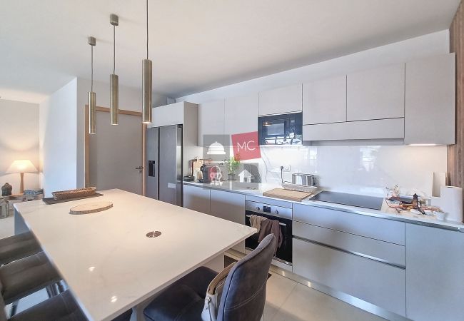  in Grimaud - APPARTEMENT DANS RESIDENCE VILLA NATURA