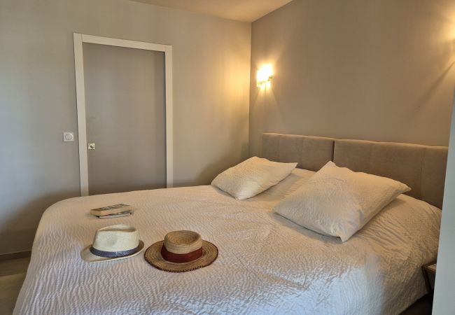 Apartment in Grimaud - APPARTEMENT DANS RESIDENCE VILLA NATURA Apartment in Grimaud - APPARTEMENT DANS RESIDENCE VILLA NATURA