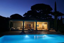 Villa in Grimaud - VILLA VUE MER LES CIGALES