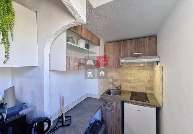 Apartment in Le Plan-de-la-Tour - STUDIO MEZZANINE LE MAS SAINT LAZARRE Apartment in Le Plan-de-la-Tour - STUDIO MEZZANINE LE MAS SAINT LAZARRE