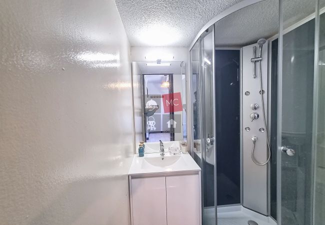 Apartment in Le Plan-de-la-Tour - STUDIO MEZZANINE LE MAS SAINT LAZARRE Apartment in Le Plan-de-la-Tour - STUDIO MEZZANINE LE MAS SAINT LAZARRE