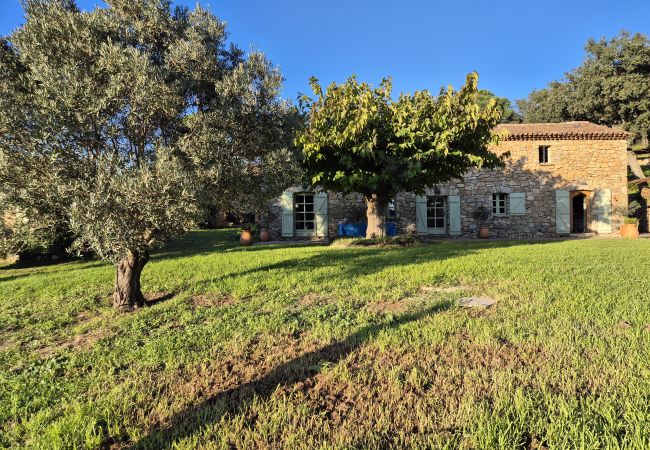 Villa in Le Plan-de-la-Tour - BASTIDE EN PIERRE AVEC PISCINE Villa in Le Plan-de-la-Tour - BASTIDE EN PIERRE AVEC PISCINE