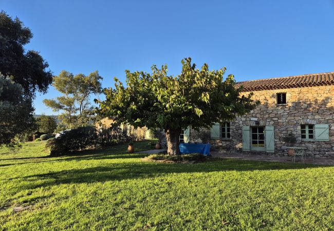 Villa in Le Plan-de-la-Tour - BASTIDE EN PIERRE AVEC PISCINE Villa in Le Plan-de-la-Tour - BASTIDE EN PIERRE AVEC PISCINE
