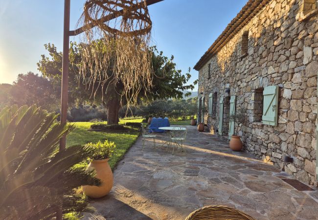 Villa in Le Plan-de-la-Tour - BASTIDE EN PIERRE AVEC PISCINE Villa in Le Plan-de-la-Tour - BASTIDE EN PIERRE AVEC PISCINE