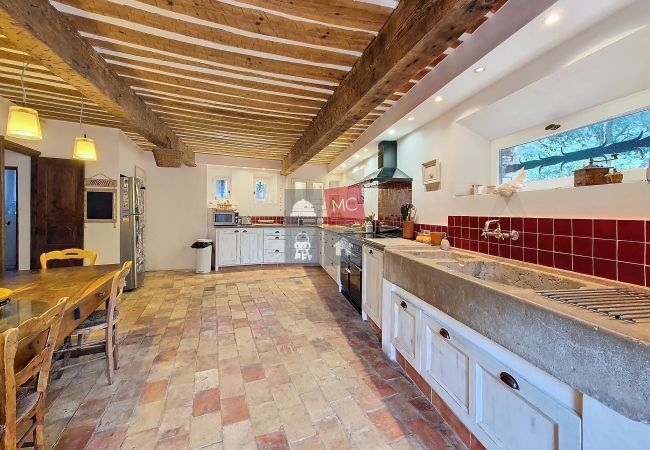 Villa in Le Plan-de-la-Tour - BASTIDE EN PIERRE AVEC PISCINE Villa in Le Plan-de-la-Tour - BASTIDE EN PIERRE AVEC PISCINE
