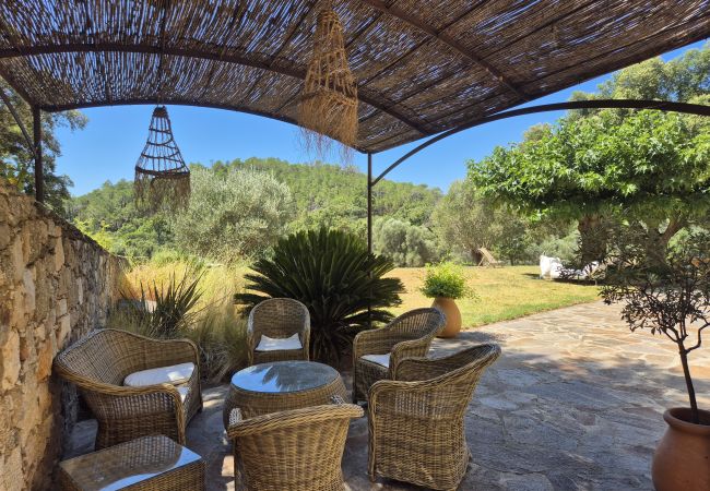 Villa in Le Plan-de-la-Tour - BASTIDE EN PIERRE AVEC PISCINE Villa in Le Plan-de-la-Tour - BASTIDE EN PIERRE AVEC PISCINE