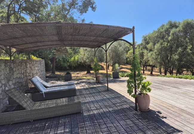 Villa in Le Plan-de-la-Tour - BASTIDE EN PIERRE AVEC PISCINE Villa in Le Plan-de-la-Tour - BASTIDE EN PIERRE AVEC PISCINE