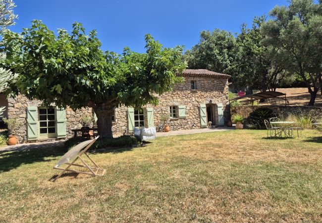 Villa in Le Plan-de-la-Tour - BASTIDE EN PIERRE AVEC PISCINE Villa in Le Plan-de-la-Tour - BASTIDE EN PIERRE AVEC PISCINE
