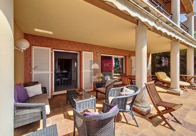 Apartment in Sainte-Maxime - APPARTEMENT LES ARBOUSIERS Apartment in Sainte-Maxime - APPARTEMENT LES ARBOUSIERS