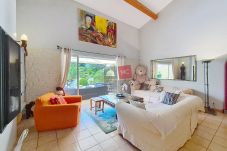 Villa in Le Plan-de-la-Tour - VILLA LES GOONYS AVEC PISCINE PRIVÉE