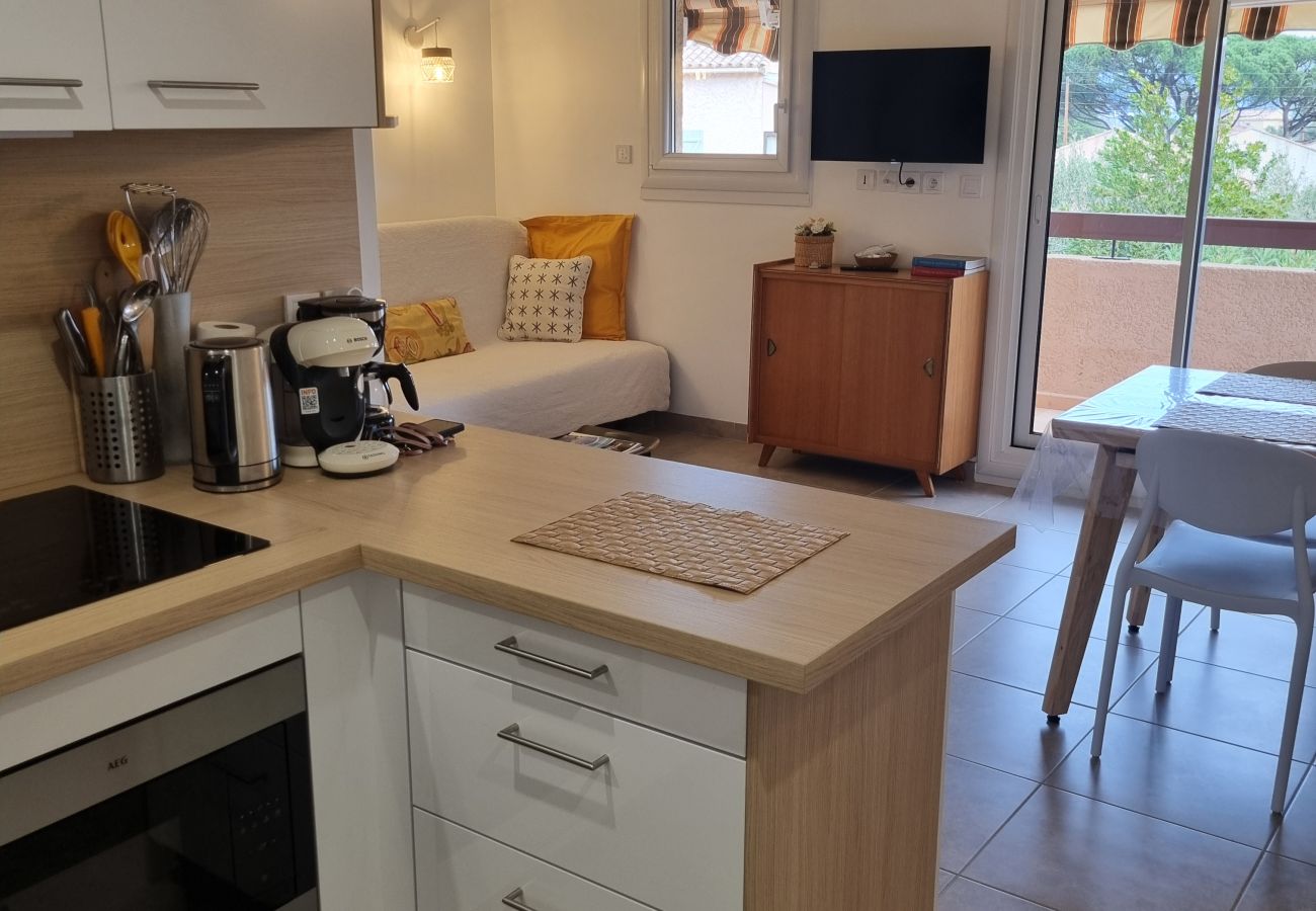 Apartment in Sainte-Maxime - APPARTEMENT LE CASABIANCA