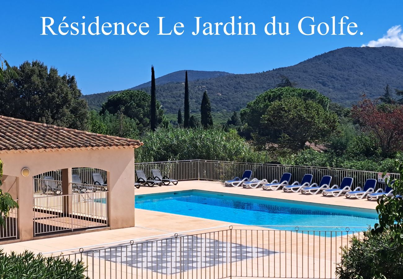 Apartment in Le Plan-de-la-Tour - APPARTEMENT T2 JARDINS DU GOLFE AVEC PISCINE COMMU