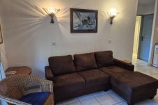 Apartment in Le Plan-de-la-Tour - APPARTEMENT T2 JARDINS DU GOLFE AVEC PISCINE COMMU