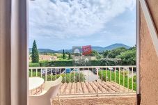 Casa a Le Plan-de-la-Tour - MAISON PROVENÇALE DANS RÉSIDENCE PRIVÉE