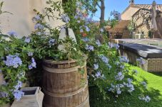 Casa a schiera a Le Plan-de-la-Tour - MAISON ARIA DANS LA VILLAGE AVEC PISCINE PRIVÉE