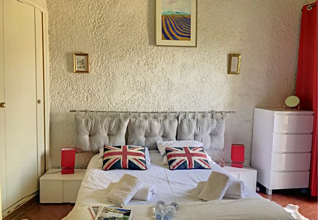 Maison à Le Plan-de-la-Tour - MAZET CORIOLAN DANS RÉSIDENCE PRIVÉE AVEC PISCINE Maison à Le Plan-de-la-Tour - MAZET CORIOLAN DANS RÉSIDENCE PRIVÉE AVEC PISCINE