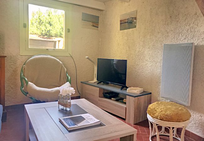 Maison à Le Plan-de-la-Tour - MAZET CORIOLAN DANS RÉSIDENCE PRIVÉE AVEC PISCINE Maison à Le Plan-de-la-Tour - MAZET CORIOLAN DANS RÉSIDENCE PRIVÉE AVEC PISCINE