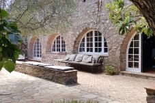 Maison à Le Plan-de-la-Tour - BUKOLICK