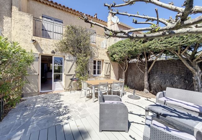  à Le Plan-de-la-Tour - MAISON MAPPY DANS RÉSIDENCE PRIVÉE