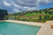 Villa à Sainte-Maxime - VILLA LEI MAGNOTIS AVEC VUE SUR GOLF