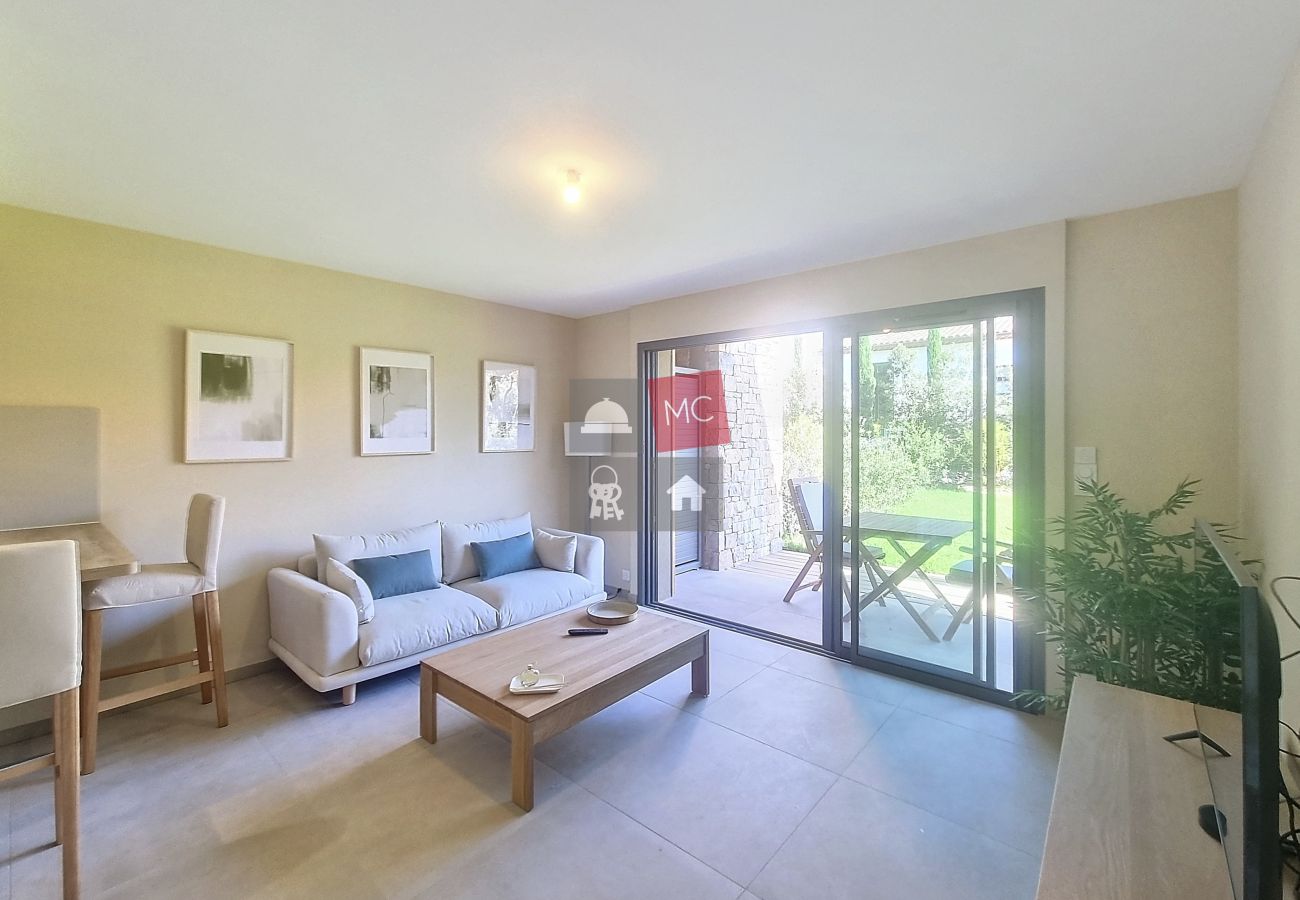 Appartement à Grimaud - MAGNIFIQUE 2 Pieces GOLF DE BEAUVALLON