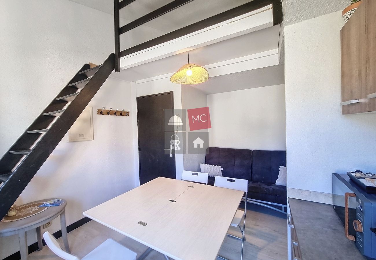 Appartement à Le Plan-de-la-Tour - STUDIO MEZZANINE LE MAS SAINT LAZARRE Appartement à Le Plan-de-la-Tour - STUDIO MEZZANINE LE MAS SAINT LAZARRE