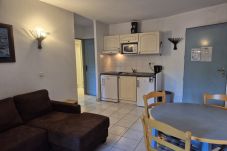 Appartement à Le Plan-de-la-Tour - APPARTEMENT T2 JARDINS DU GOLFE AVEC PISCINE COMMU